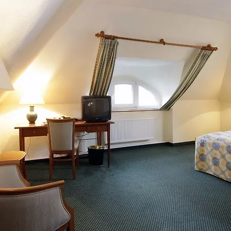 Parkhotel Oybin - Zur Alten Rodelbahn Hotel