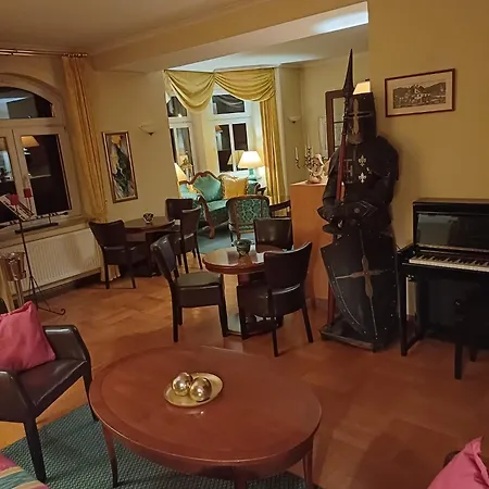 Parkhotel Oybin - Zur Alten Rodelbahn Hotel 3*