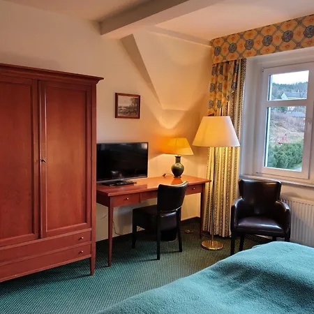 Parkhotel Oybin - Zur Alten Rodelbahn 3*