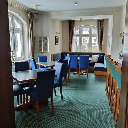 Hotel Parkhotel Oybin - Zur Alten Rodelbahn 3*