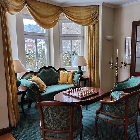 Hotel Parkhotel Oybin - Zur Alten Rodelbahn 3*