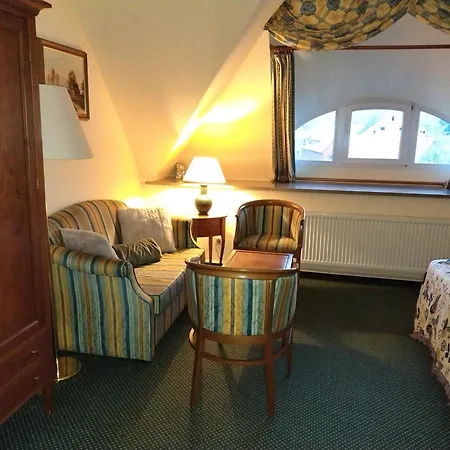 Parkhotel Oybin - Zur Alten Rodelbahn 3*