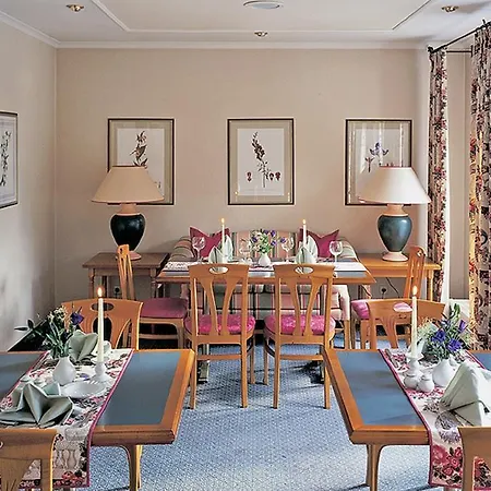 Parkhotel Oybin - Zur Alten Rodelbahn 3*